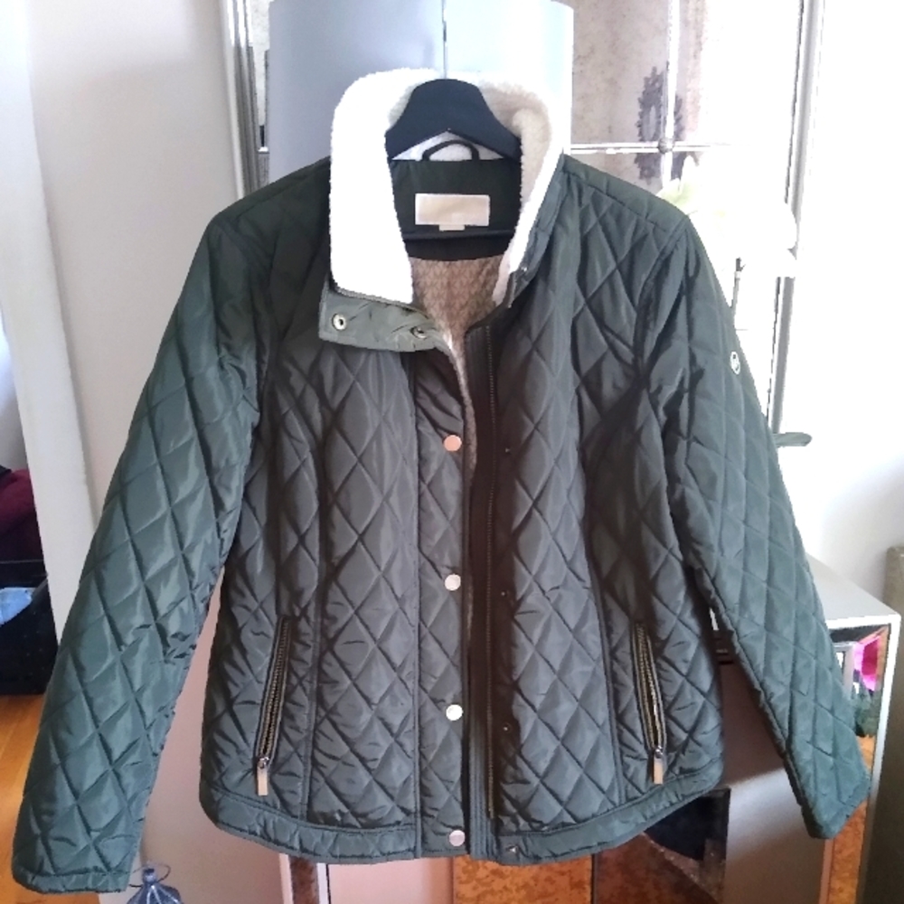 MICHAEL KORS Women's Quilted Jacket.